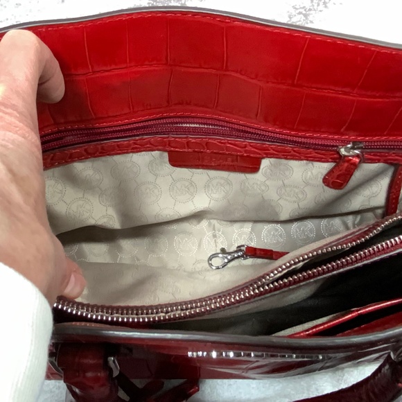 NWOT - Michael Kors Red Croc Satchel Tote Crossbody - Picture 4 of 16